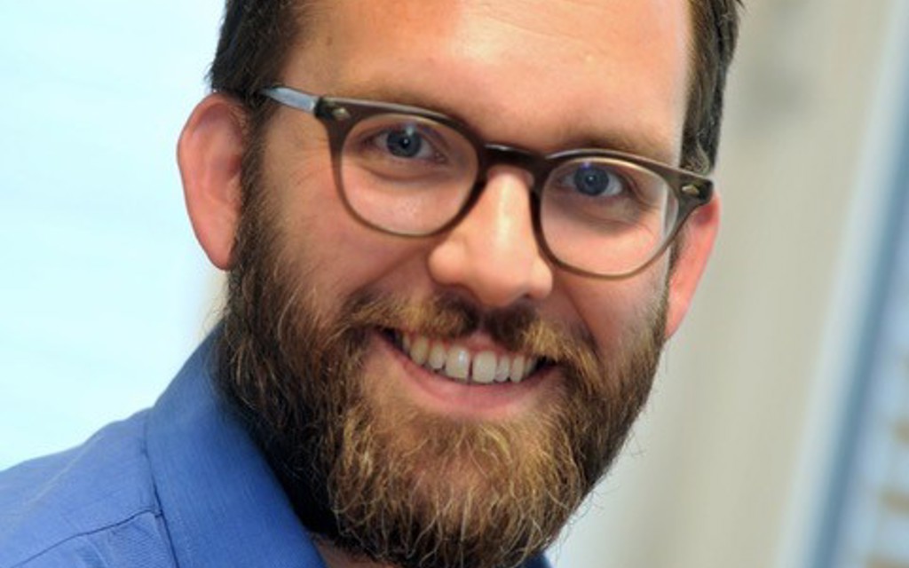 Ceri Smith headshot